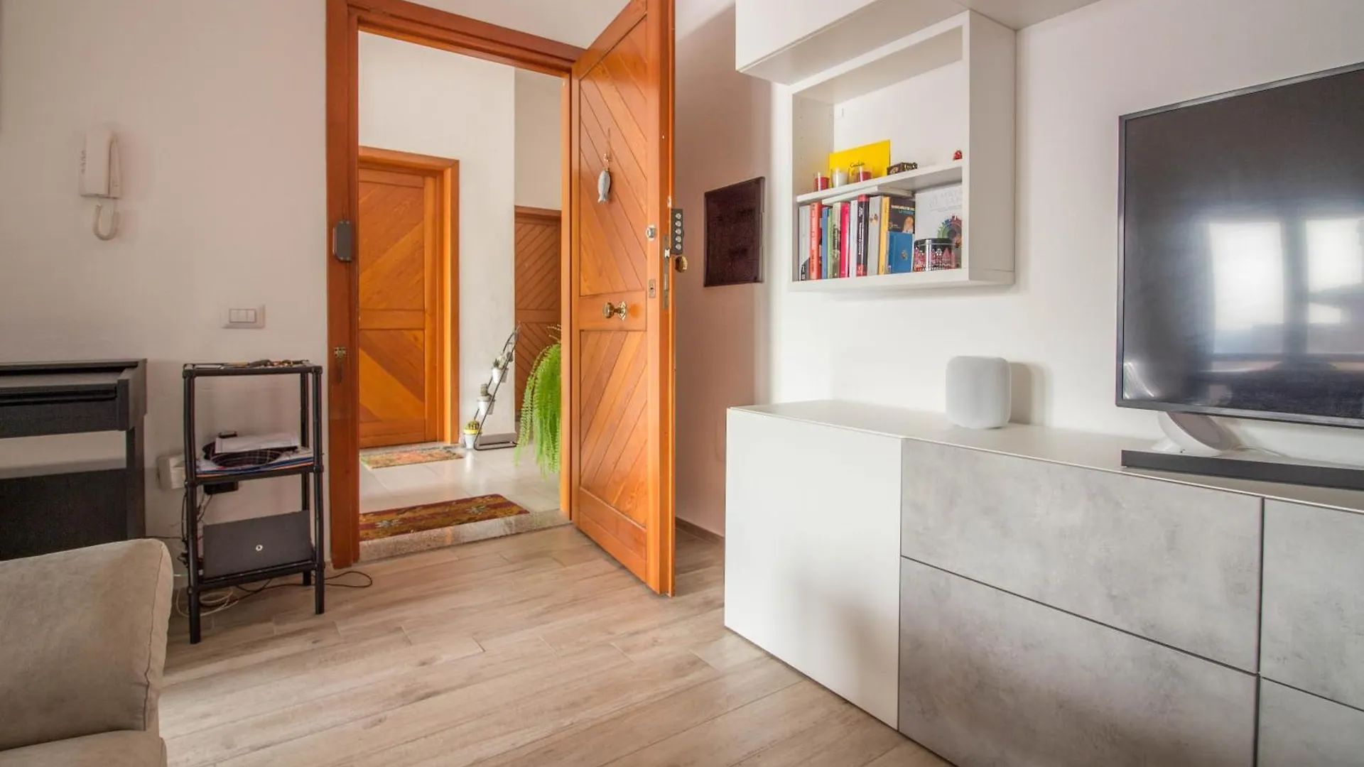 Olbia Oasis Apartment With Two Balconies! 0*,  意大利